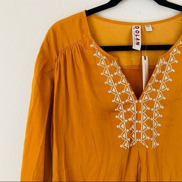 NWT Anthropologie Dolan Left Coast Alvia Peasant Top in Goldenrod Size XS - Picture 11 of 12